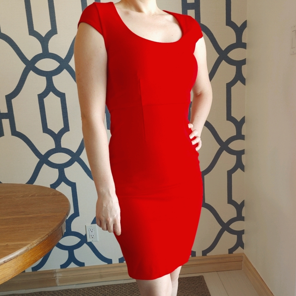 Victoria's Secret Size 4 Red Bodycon Sexy Dress